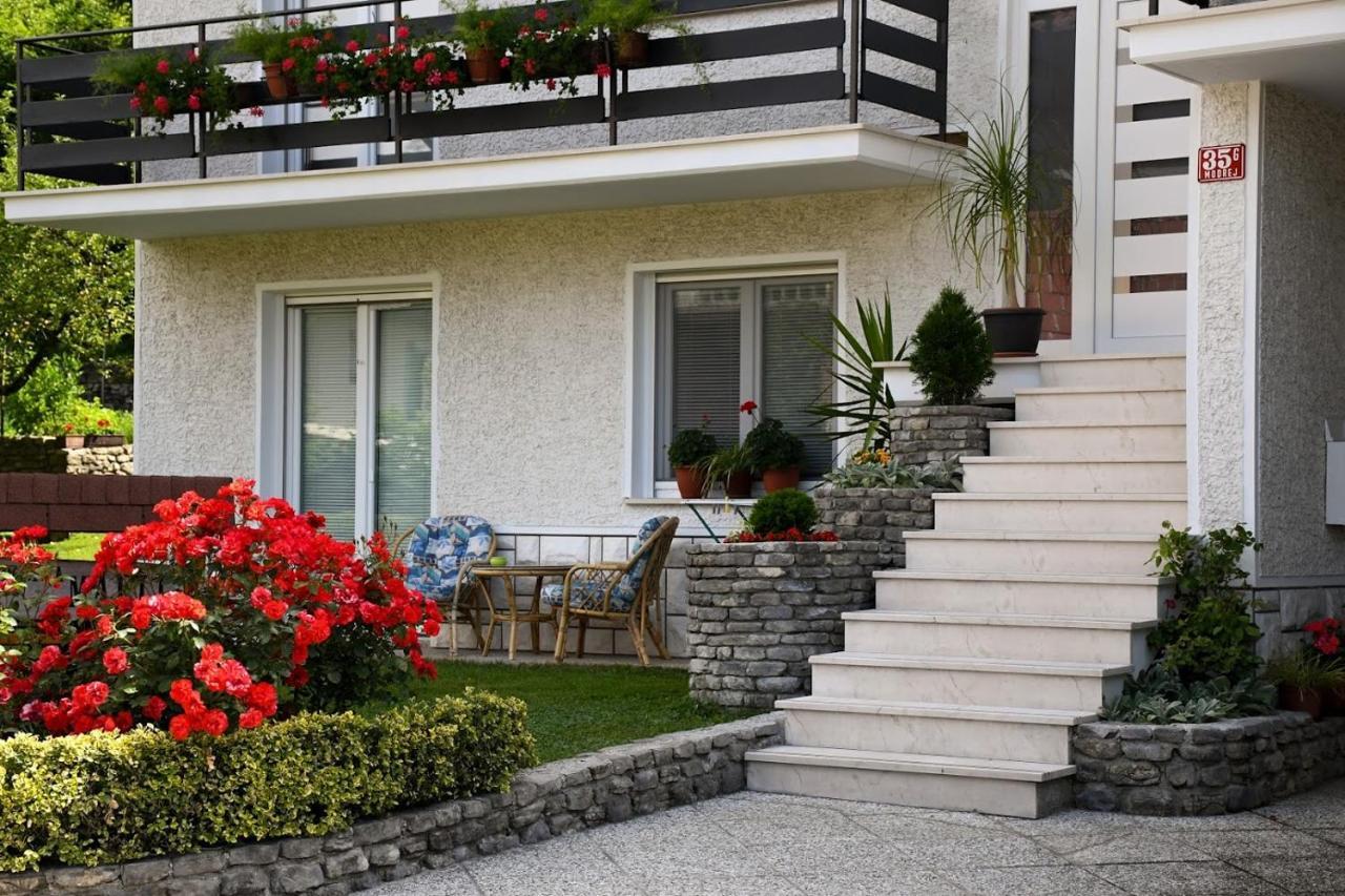 Apartma Maell 1 Most na Soči Exterior foto